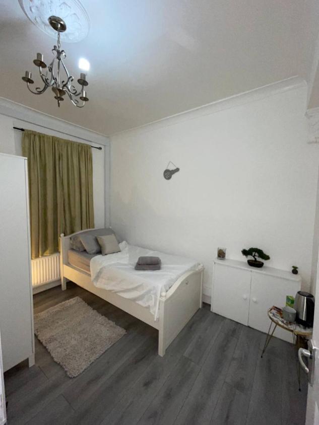 Cozy Rooms 25 Min Liverpool Street Londres Exterior foto